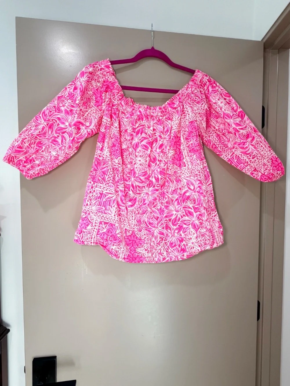 Lilly Pulitzer Hot Pink Floral Puff Sleeve Top Size XL